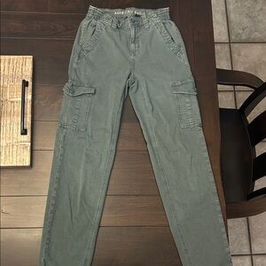 American Eagle Outfitters cargo pants